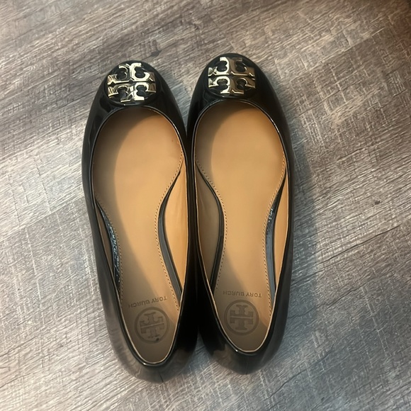 LIKE NEW!!! IN BOX!!!
Patent black Tory Burch ballet flats - Picture 3 of 5